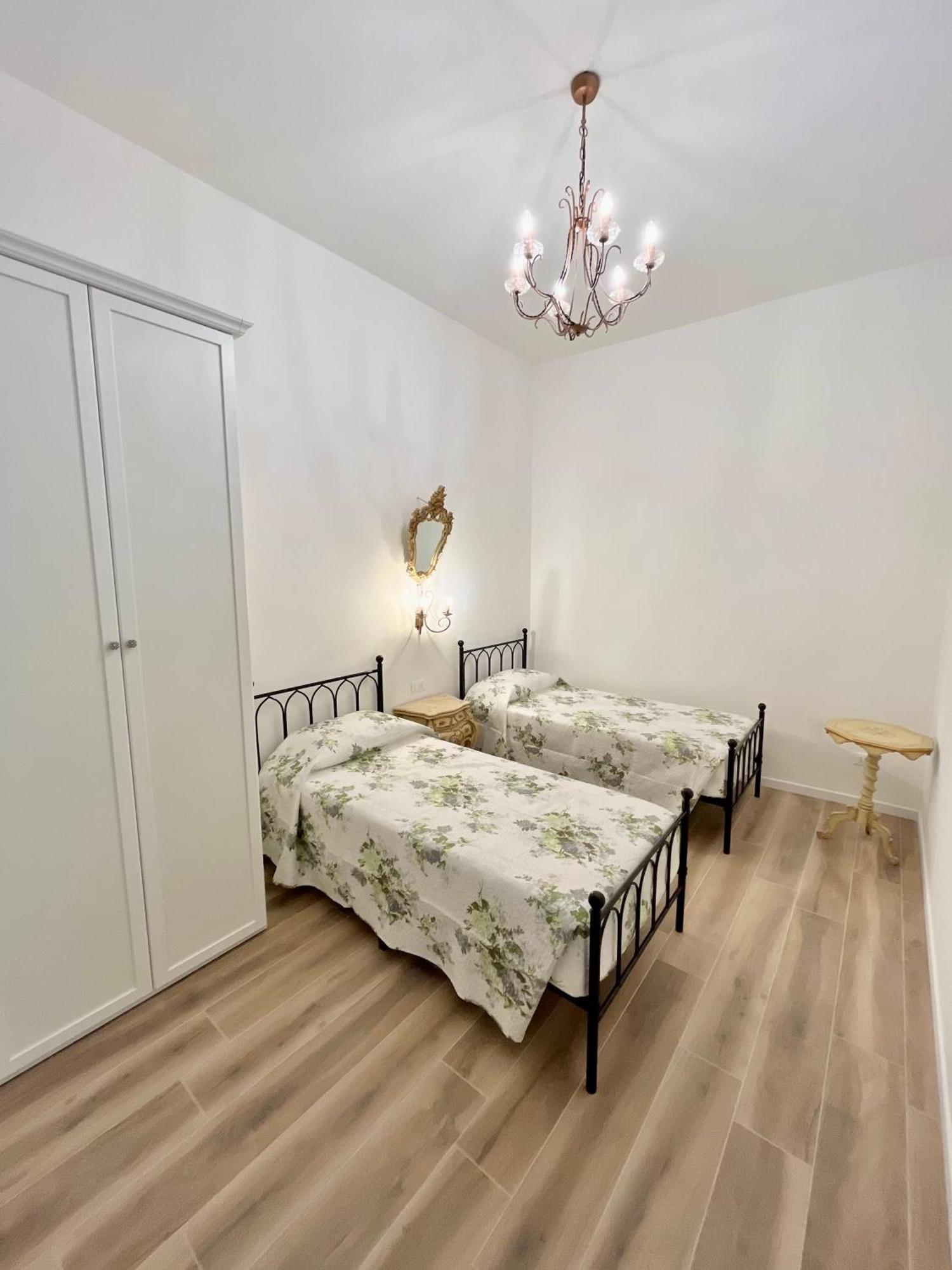 Airoldi Palace Apartment Кьоджа Экстерьер фото